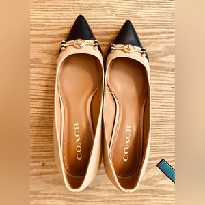 Coach low heel leather pumps